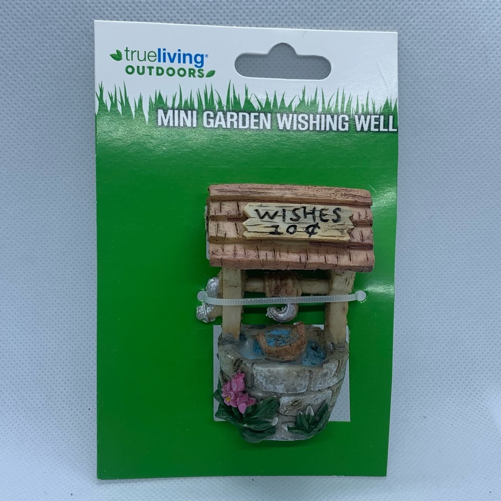 Truelviing Outdoors Mini Garden Wishing Well